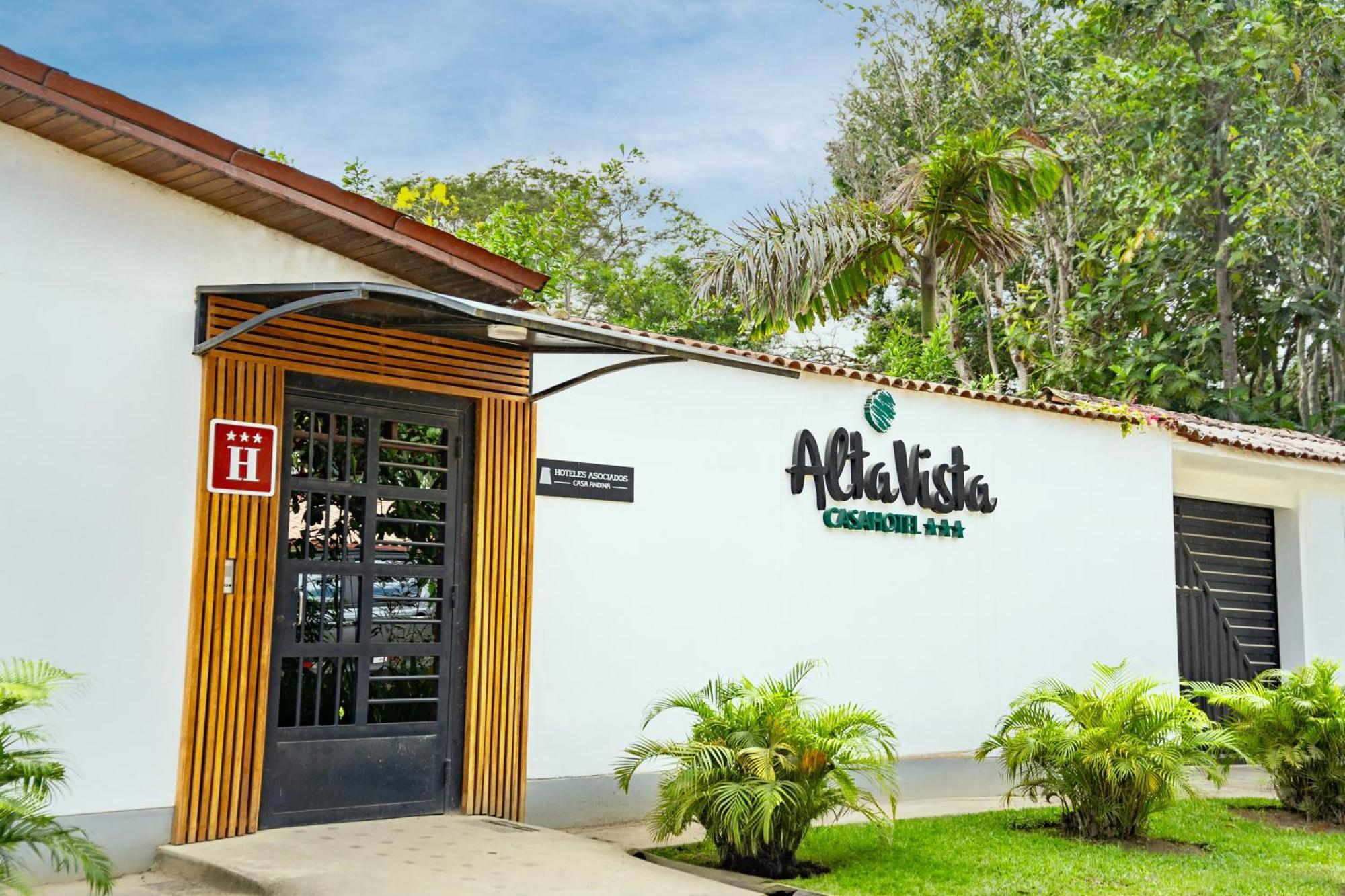 Altavista Casahotel - Asociado Casa Andina Moyobamba Extérieur photo