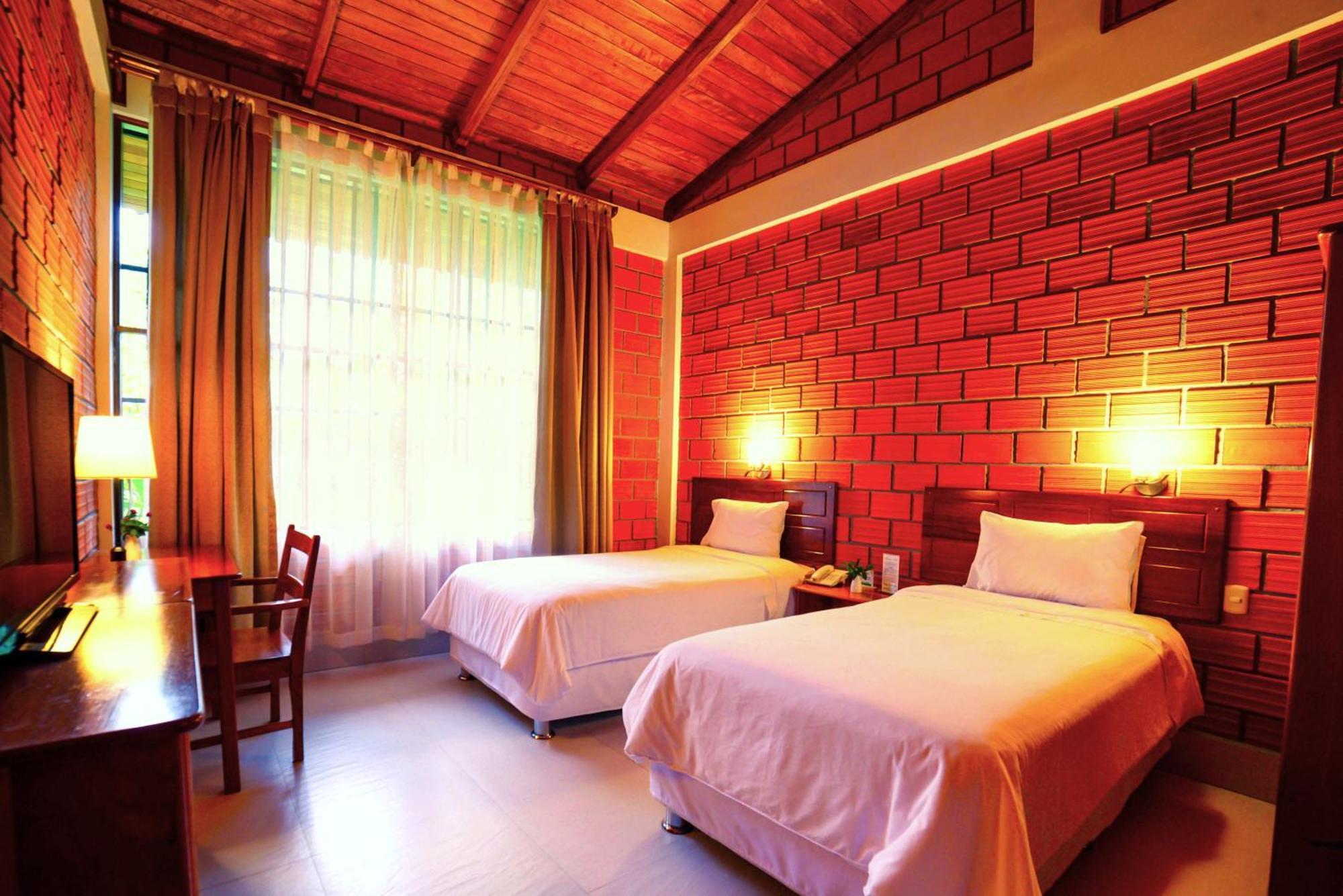 Altavista Casahotel - Asociado Casa Andina Moyobamba Extérieur photo