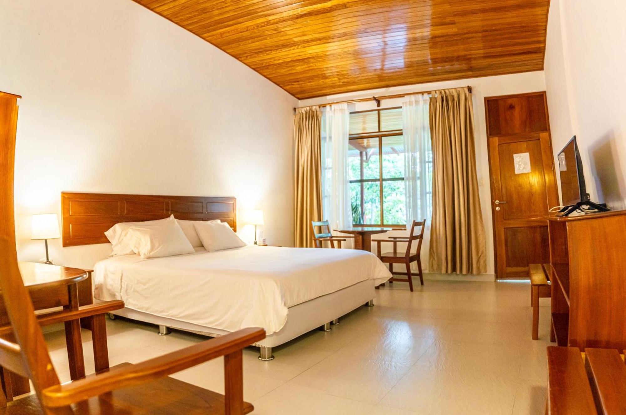 Altavista Casahotel - Asociado Casa Andina Moyobamba Extérieur photo