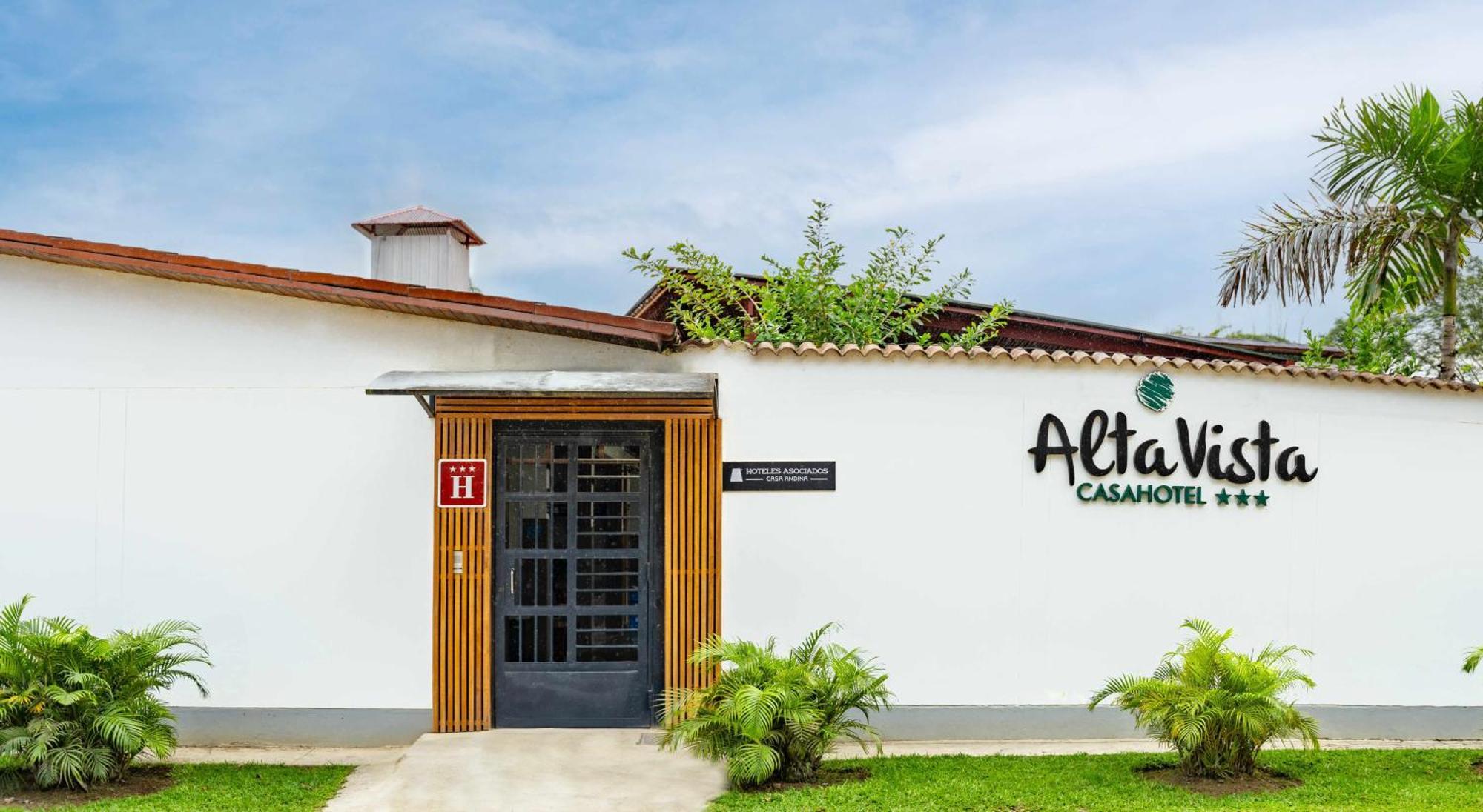 Altavista Casahotel - Asociado Casa Andina Moyobamba Extérieur photo